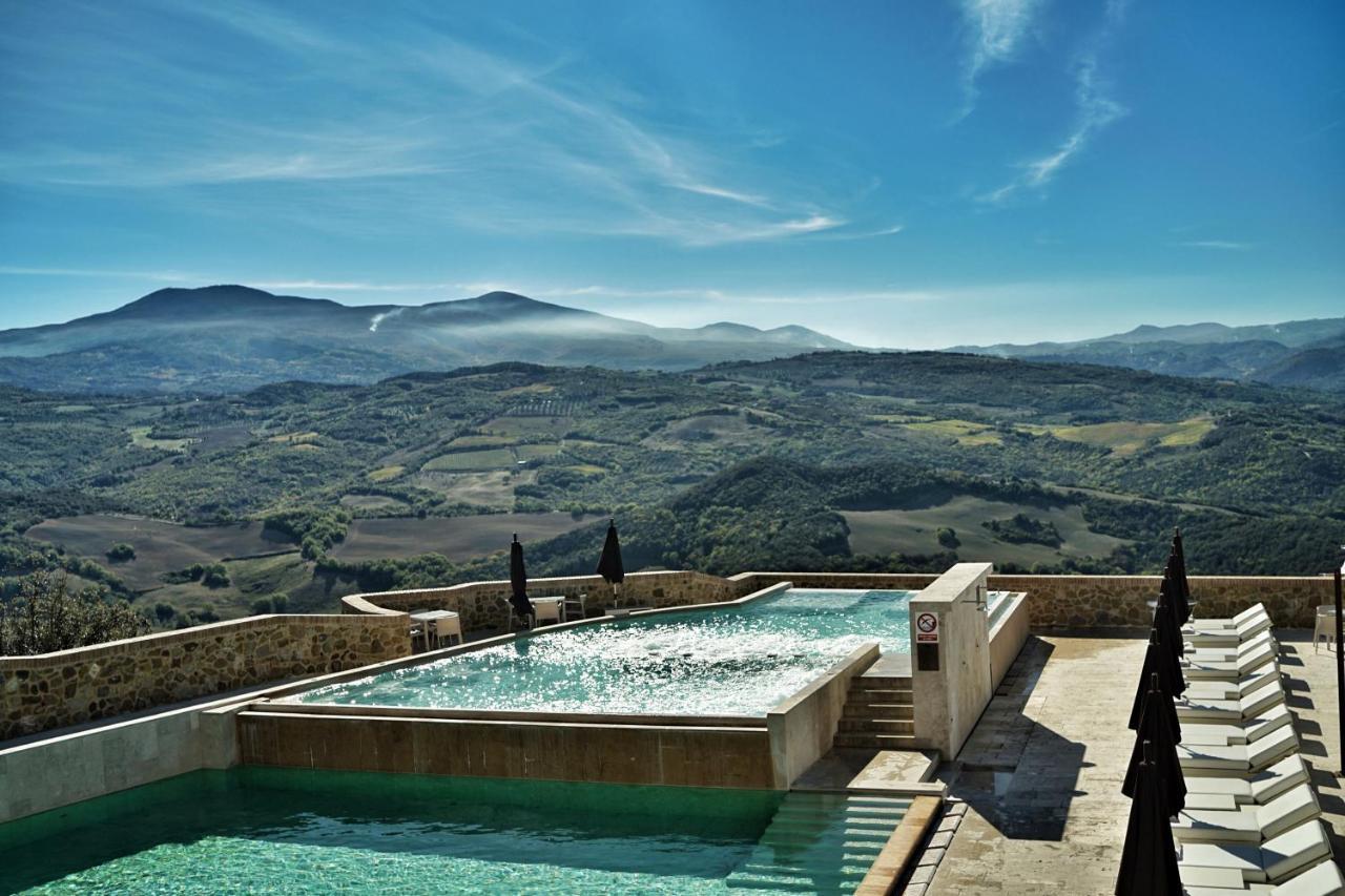 Castello Di Velona Resort, Thermal Spa & Winery Montalcino Esterno foto