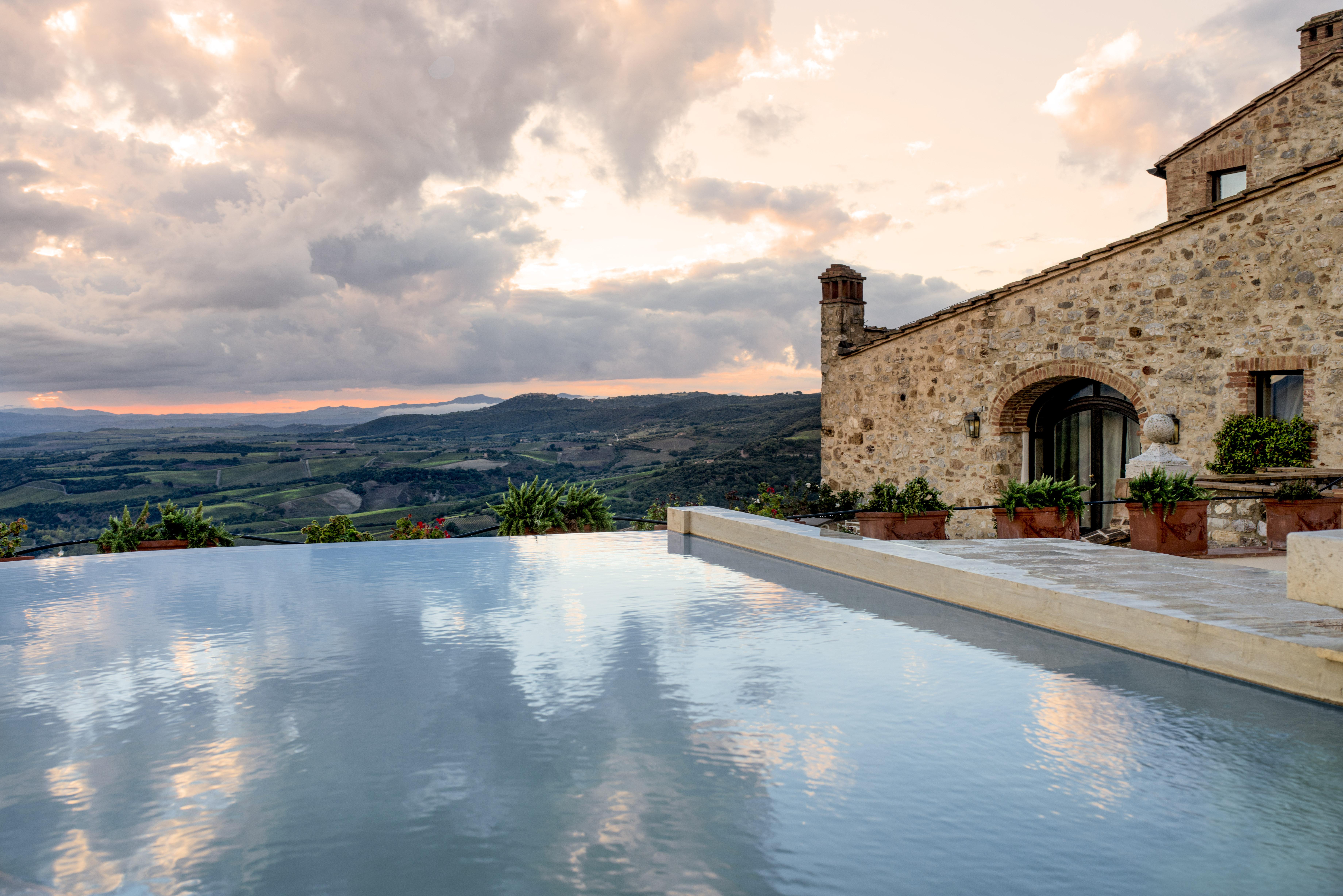 Castello Di Velona Resort, Thermal Spa & Winery Montalcino Esterno foto
