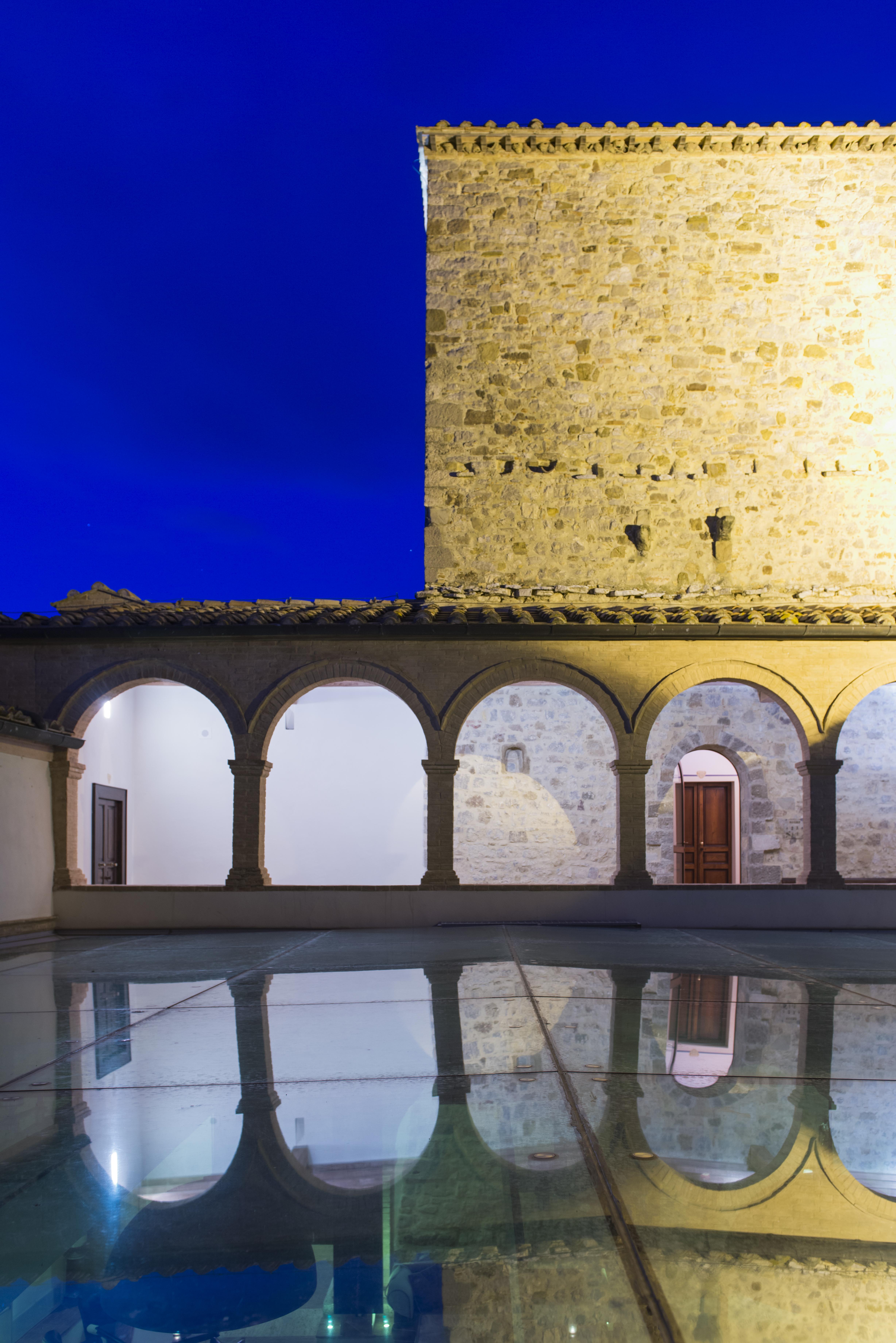 Castello Di Velona Resort, Thermal Spa & Winery Montalcino Esterno foto