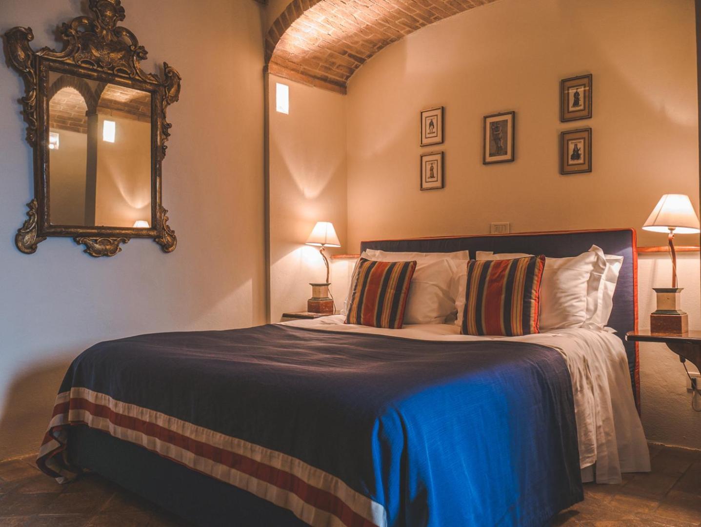 Castello Di Velona Resort, Thermal Spa & Winery Montalcino Esterno foto