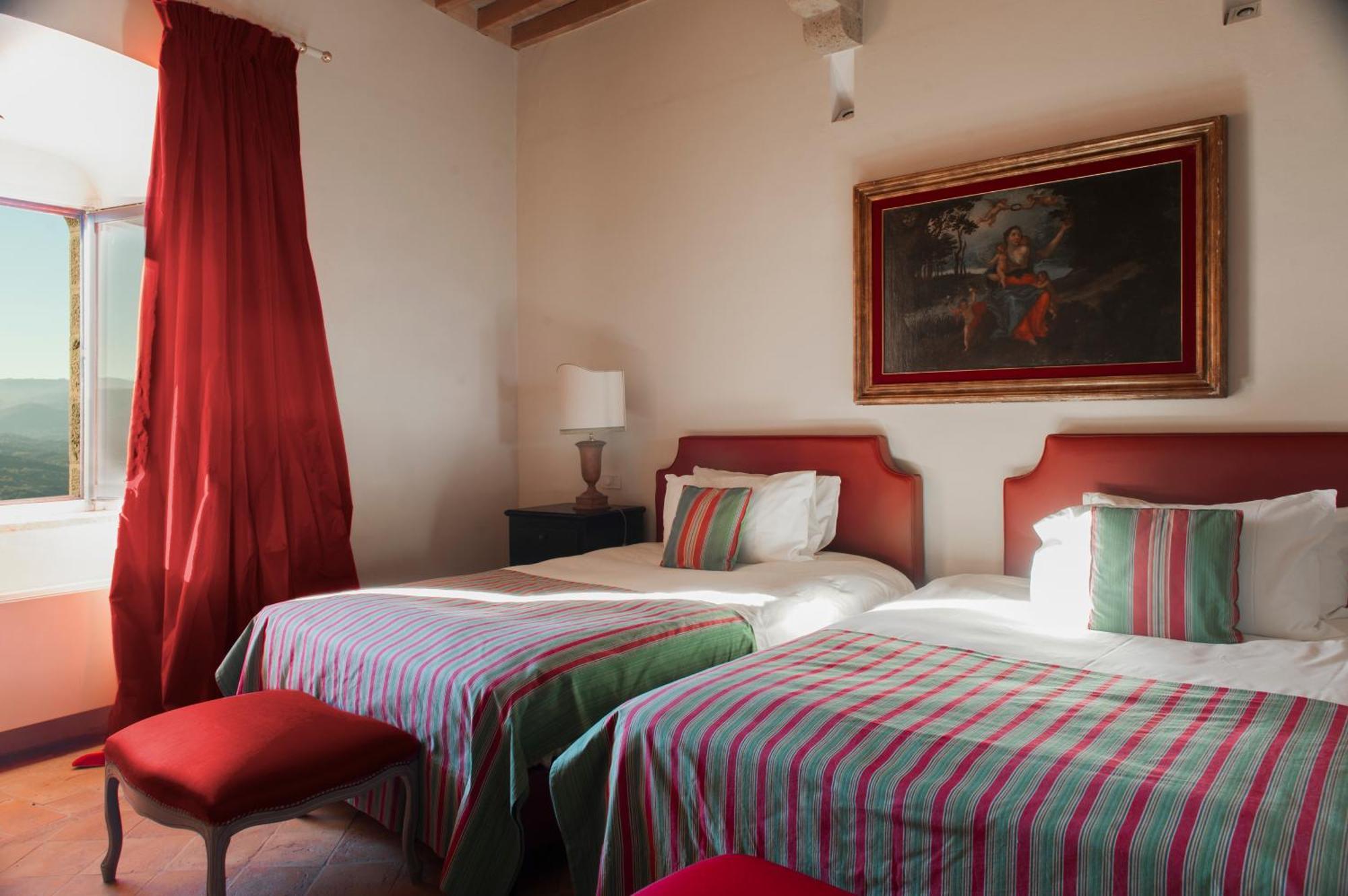Castello Di Velona Resort, Thermal Spa & Winery Montalcino Esterno foto