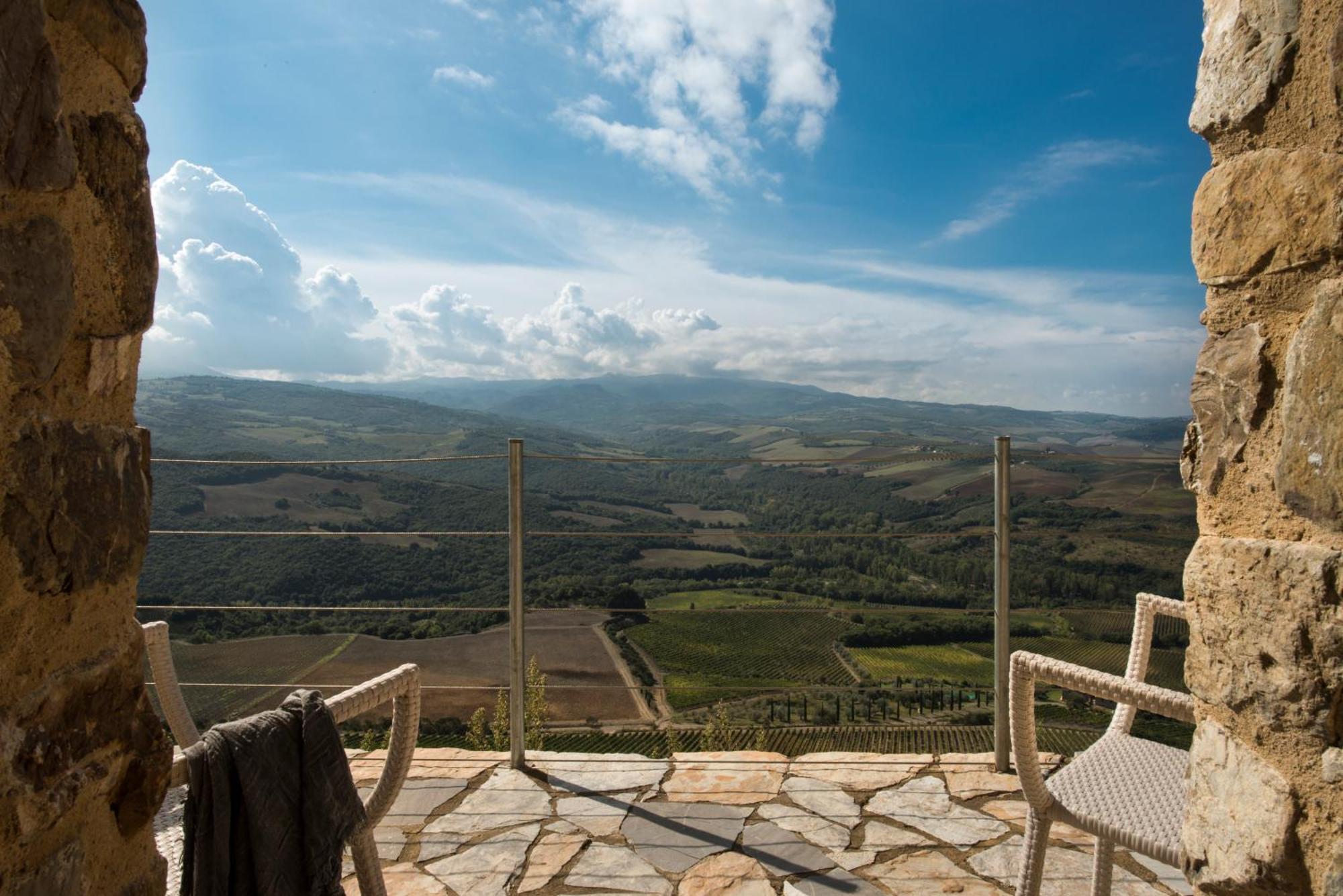 Castello Di Velona Resort, Thermal Spa & Winery Montalcino Esterno foto