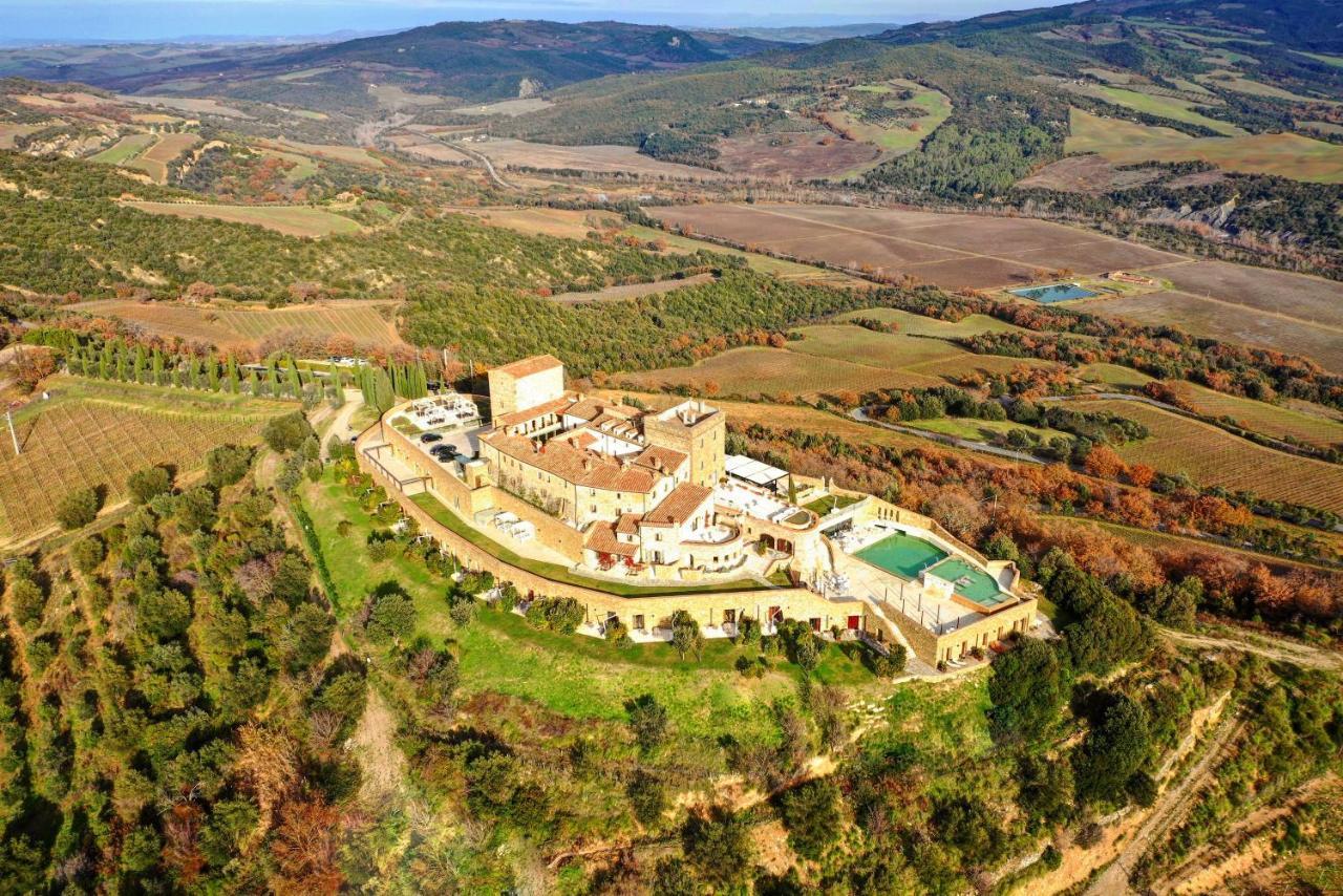 Castello Di Velona Resort, Thermal Spa & Winery Montalcino Esterno foto